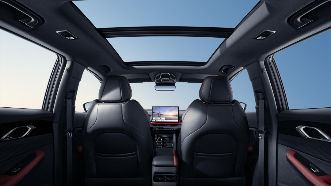 Панорамная крыша с люком