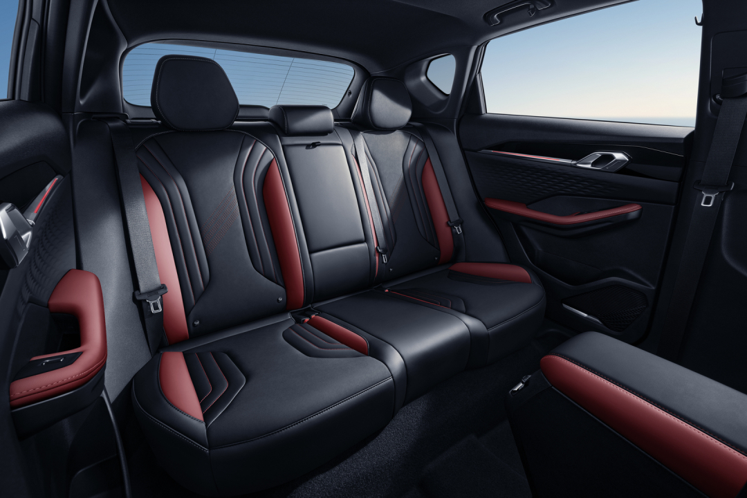 Задний ряд сидений