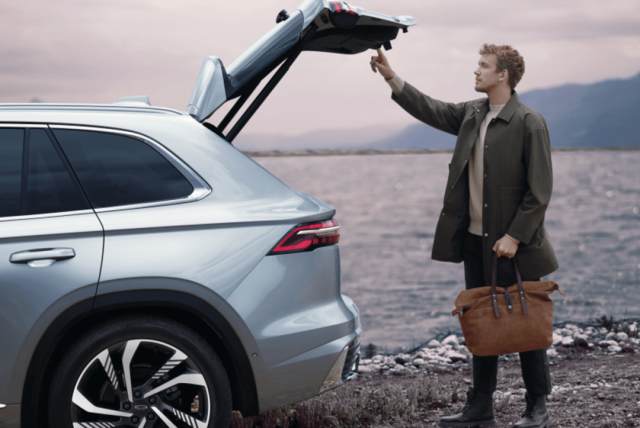  ЭЛЕКТРОПРИВОД ДВЕРИ БАГАЖНИКА С СИСТЕМОЙ HANDS-FREE02